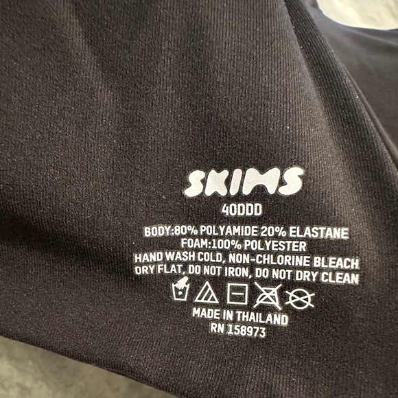Skims Fits Everybody T-Shirt Demi Bra NWT Size 40DDD - Picture 7 of 7